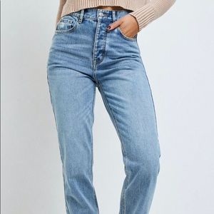 PACSUN STRAIT LEG MOM JEANS